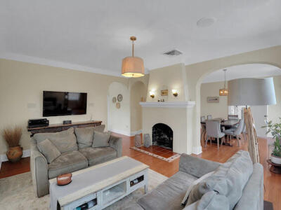 910 NE 2nd Avenue, Delray Beach, FL 33444