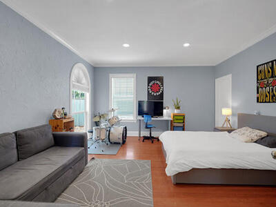 910 NE 2nd Avenue, Delray Beach, FL 33444