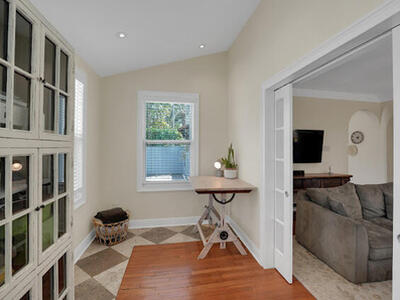 910 NE 2nd Avenue, Delray Beach, FL 33444