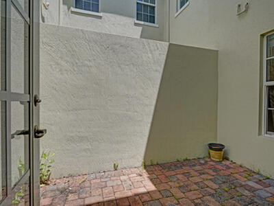 8308 NW 9th Avenue, Boca Raton, FL 33487