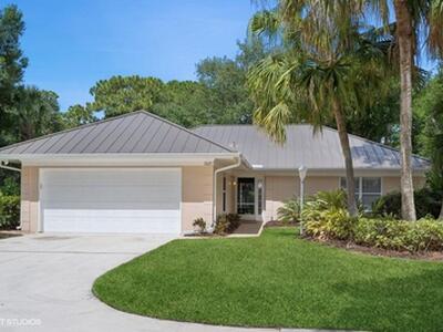 7625 Winged Foot Court