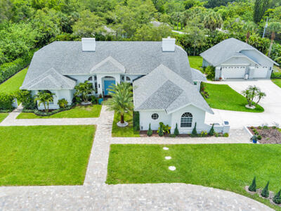 8852 154 Court N, Palm Beach Gardens, FL 33418