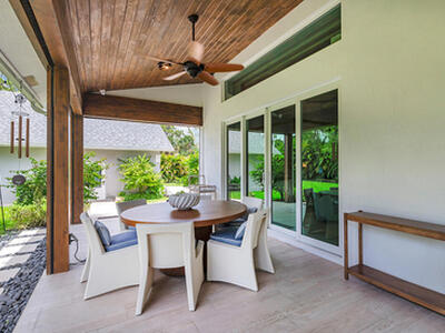 8852 154 Court N, Palm Beach Gardens, FL 33418