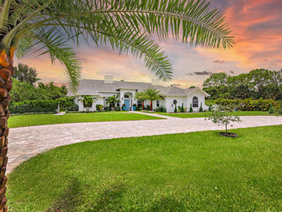 8852 154 Court N, Palm Beach Gardens, FL 33418