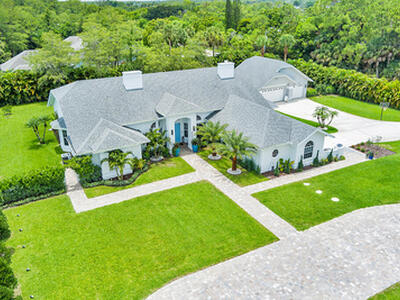 8852 154 Court N, Palm Beach Gardens, FL 33418