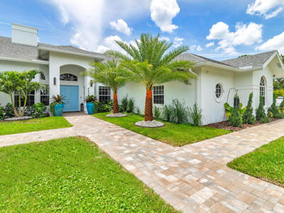 8852 154 Court N, Palm Beach Gardens, FL 33418