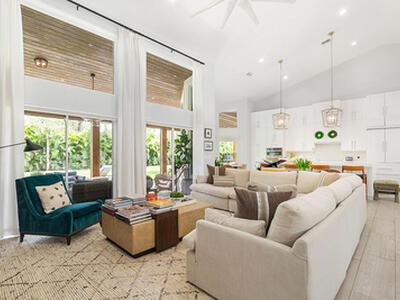 8852 154 Court N, Palm Beach Gardens, FL 33418