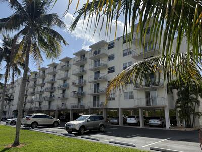 1731 SE 15th Street, Fort Lauderdale, FL 33316