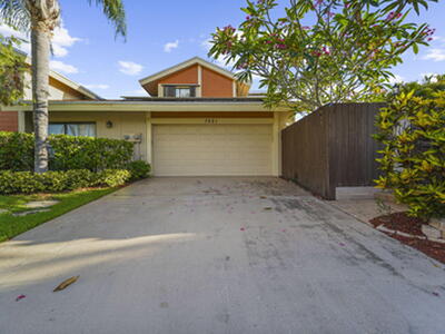 7621 Sierra Terrace W, Boca Raton, FL 33433