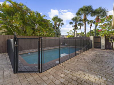 7621 Sierra Terrace W, Boca Raton, FL 33433