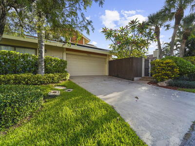 7621 Sierra Terrace W, Boca Raton, FL 33433