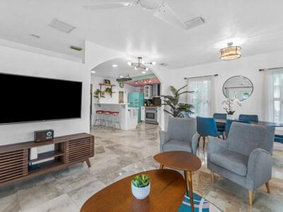 1911 Parker Avenue, West Palm Beach, FL 33401