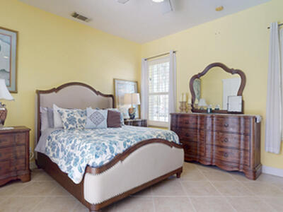 885 SW Grand Reserves Boulevard, Port Saint Lucie, FL 34986