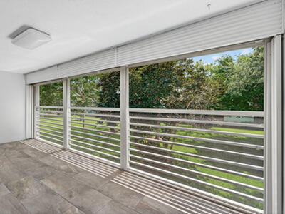 4 Westwood Avenue, Tequesta, FL 33469