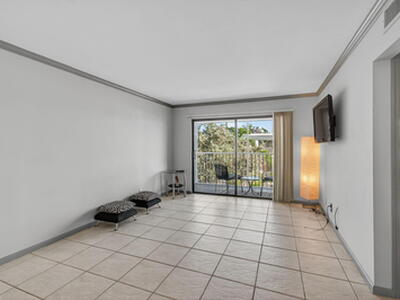 170 Cypress Club Drive, Pompano Beach, FL 33060