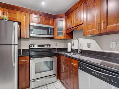 170 Cypress Club Drive, Pompano Beach, FL 33060