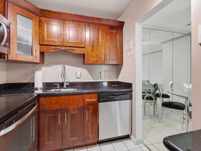 170 Cypress Club Drive, Pompano Beach, FL 33060