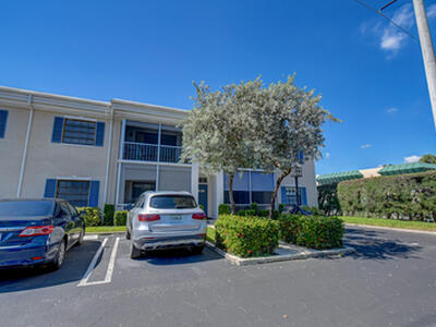 170 Cypress Club Drive, Pompano Beach, FL 33060