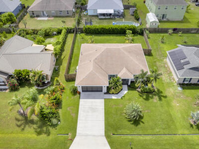 242 SW South Quick Circle, Port Saint Lucie, FL 34953
