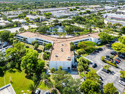 555 SW 12th Avenue, Pompano Beach, FL 33064