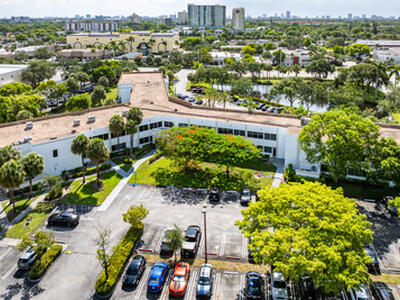 555 SW 12th Avenue, Pompano Beach, FL 33064