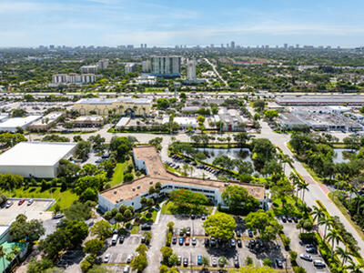 555 SW 12th Avenue, Pompano Beach, FL 33064