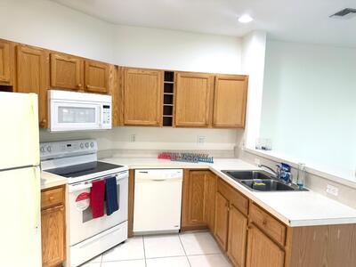 8239 Mulligan Circle, Port Saint Lucie, FL 34986