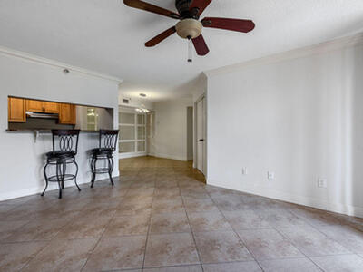 160 Yacht Club Way, Hypoluxo, FL 33462