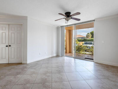 160 Yacht Club Way, Hypoluxo, FL 33462