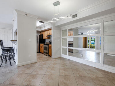 160 Yacht Club Way, Hypoluxo, FL 33462