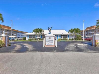 100 Shore Court, North Palm Beach, FL 33408