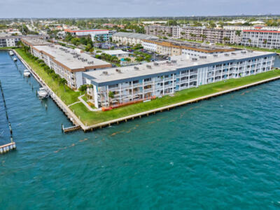 100 Shore Court, North Palm Beach, FL 33408