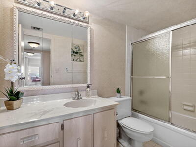 Hallandale Beach, FL 33009