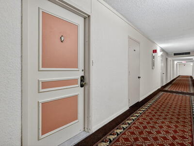 Hallandale Beach, FL 33009