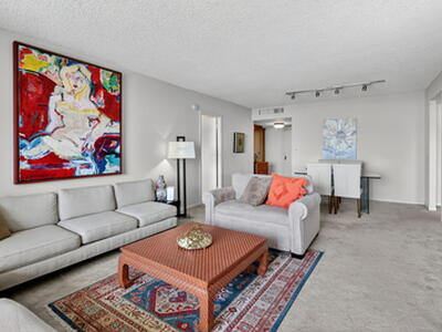 Hallandale Beach, FL 33009