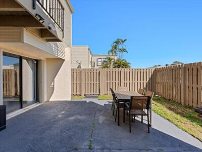 1596 Shaker Circle, Wellington, FL 33414