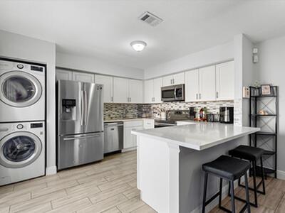 1596 Shaker Circle, Wellington, FL 33414