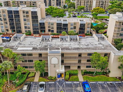 2 Royal Palm 2050 Way, Boca Raton, FL 33432