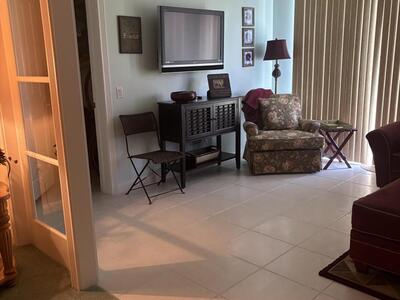 16 Harbour Isle Drive W, Fort Pierce, FL 34949