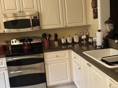 16 Harbour Isle Drive W, Fort Pierce, FL 34949