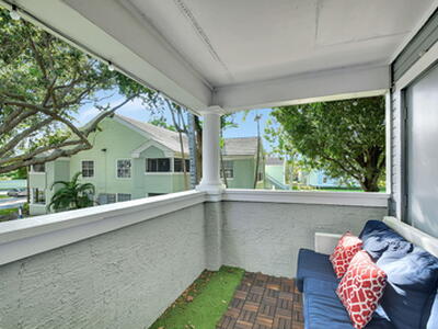 1215 Crystal B Way, Delray Beach, FL 33444