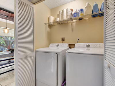 1215 Crystal B Way, Delray Beach, FL 33444