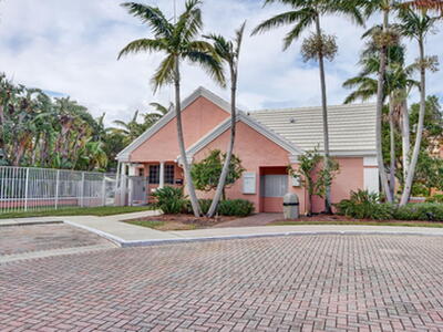 1215 Crystal B Way, Delray Beach, FL 33444