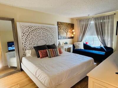 1215 Crystal B Way, Delray Beach, FL 33444