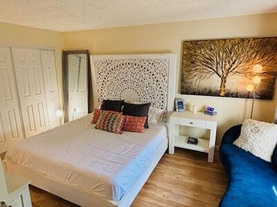 1215 Crystal B Way, Delray Beach, FL 33444