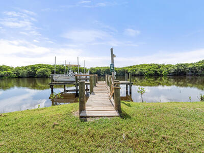 1075 SE Coral Reef Street, Port Saint Lucie, FL 34983