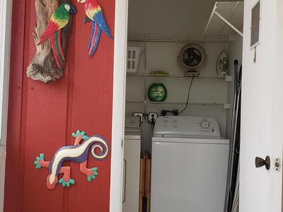 904 Flanders S, Delray Beach, FL 33484