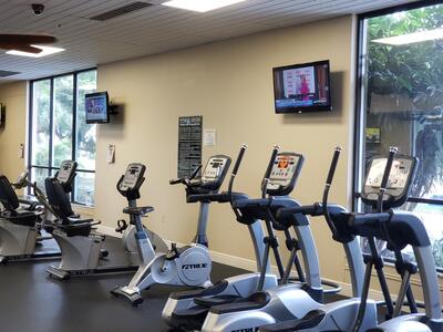 904 Flanders S, Delray Beach, FL 33484