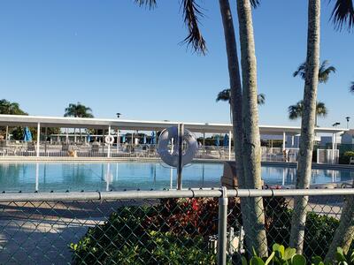 904 Flanders S, Delray Beach, FL 33484