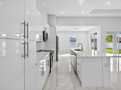 714 SW Broadview Street, Port Saint Lucie, FL 34983